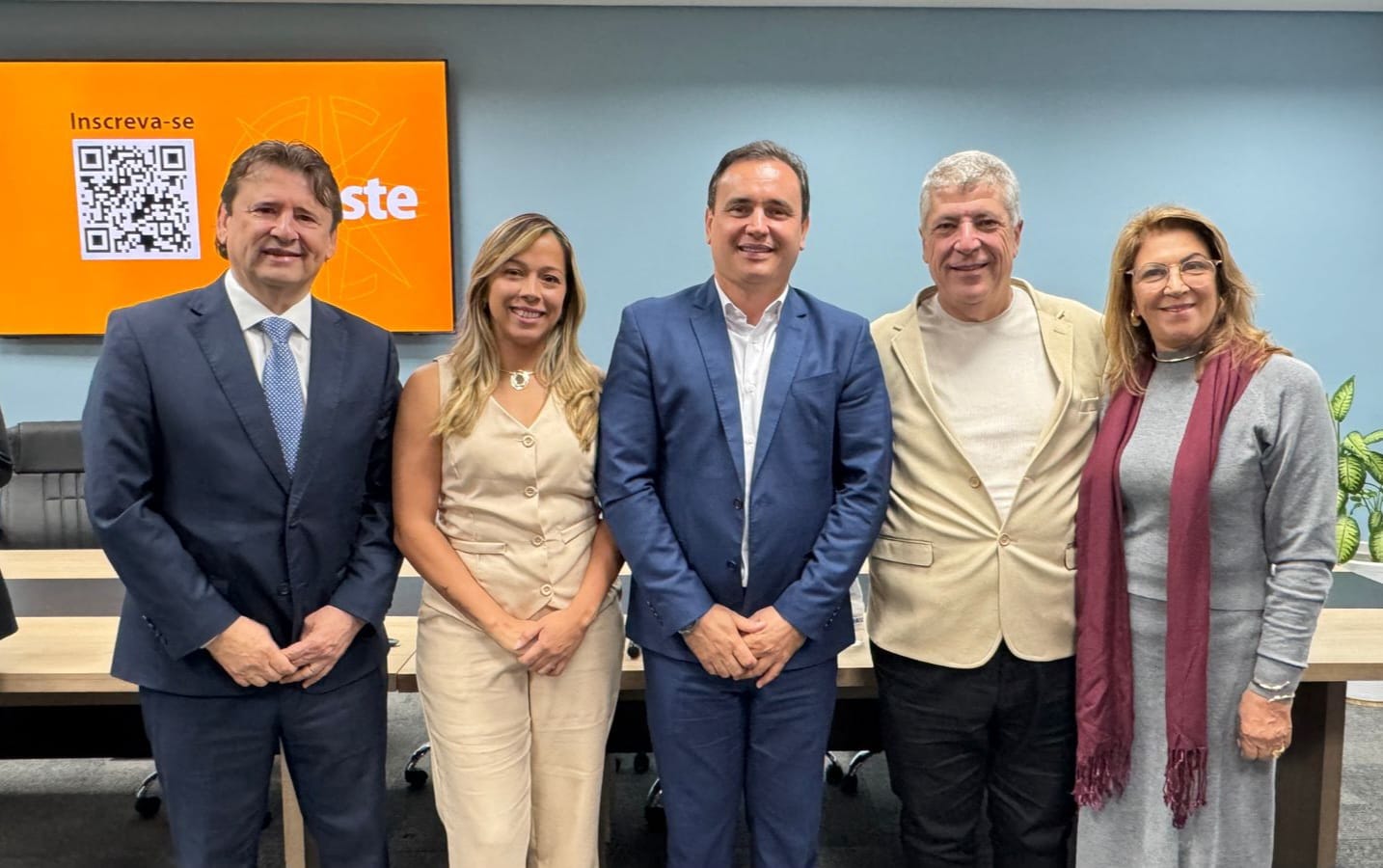 Vereadores participam de encontro sobre governança no CIOESTE 🏛️📊